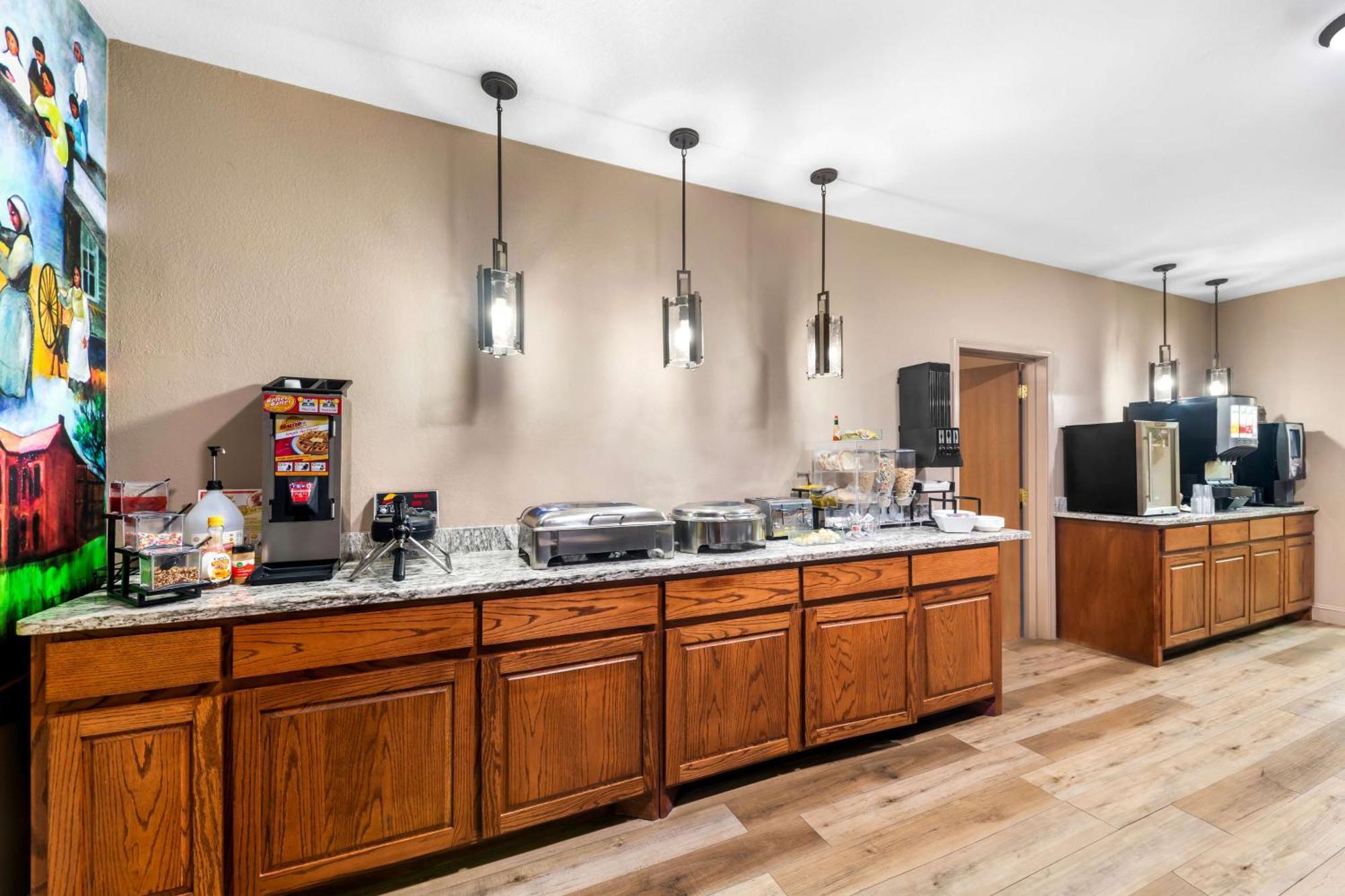 Express Inn&suites Hotel