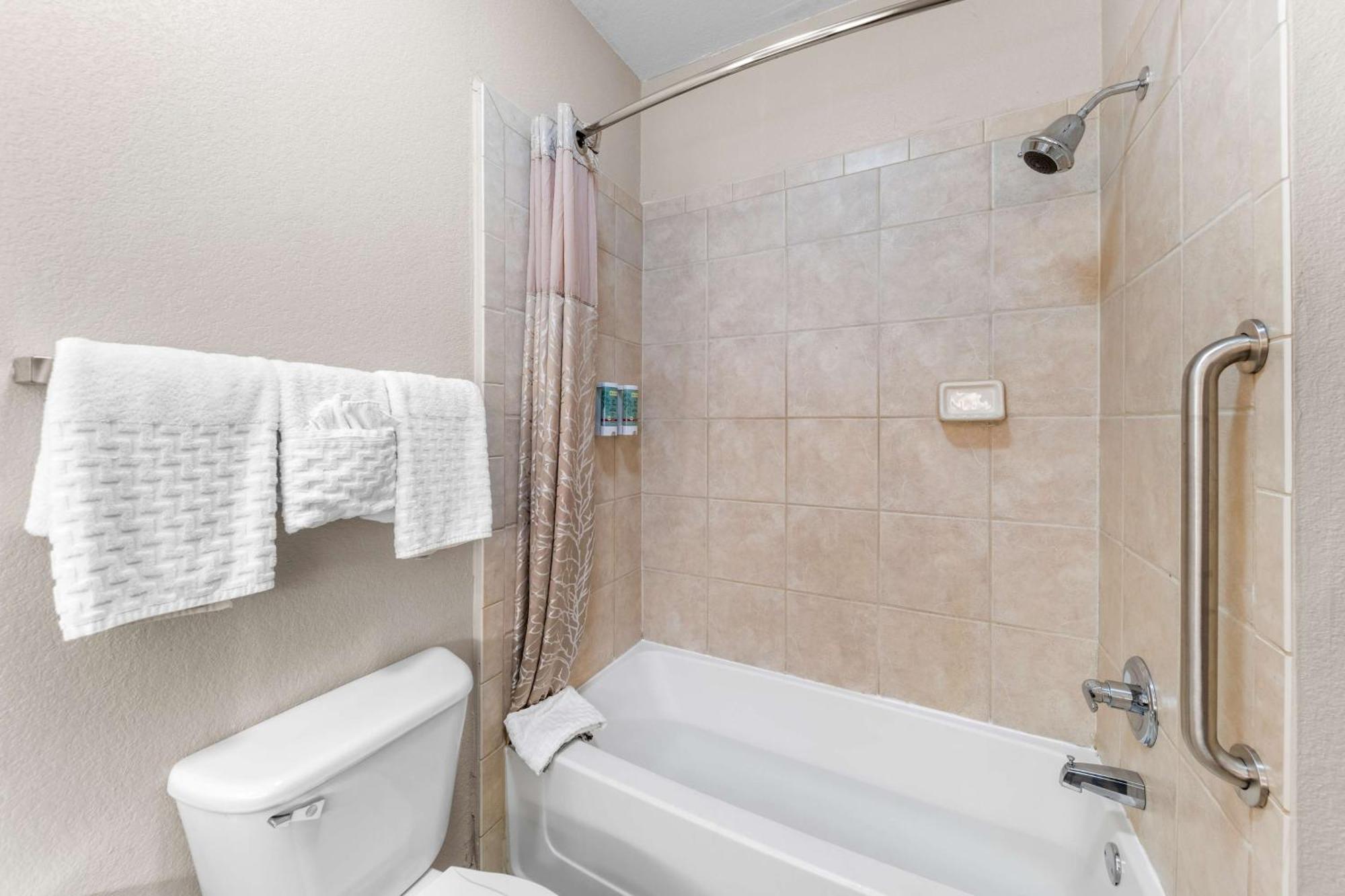Express Inn&suites Hotel 2*