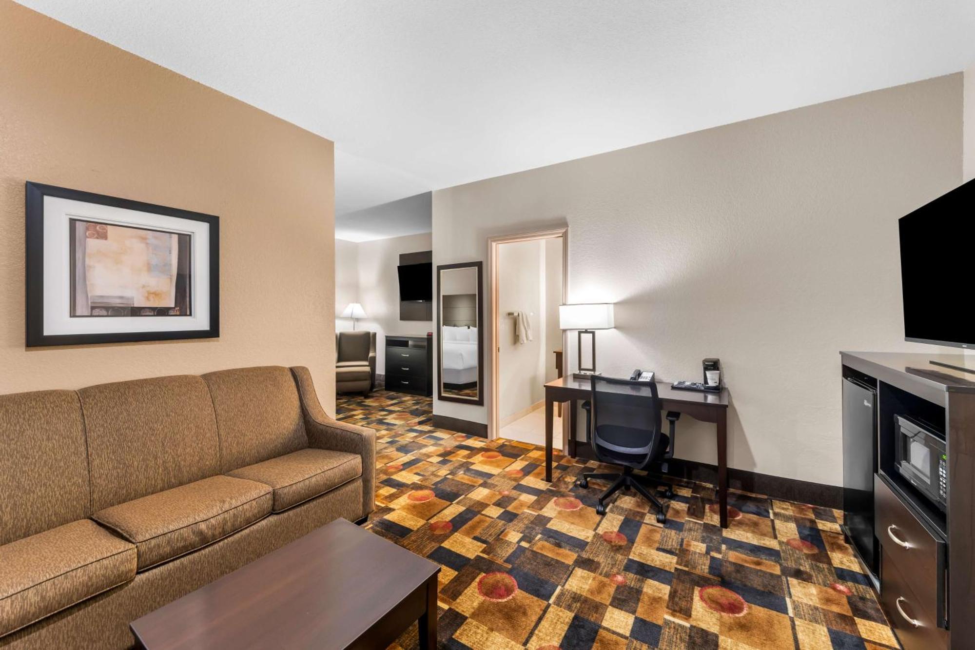 Express Inn&suites Calera