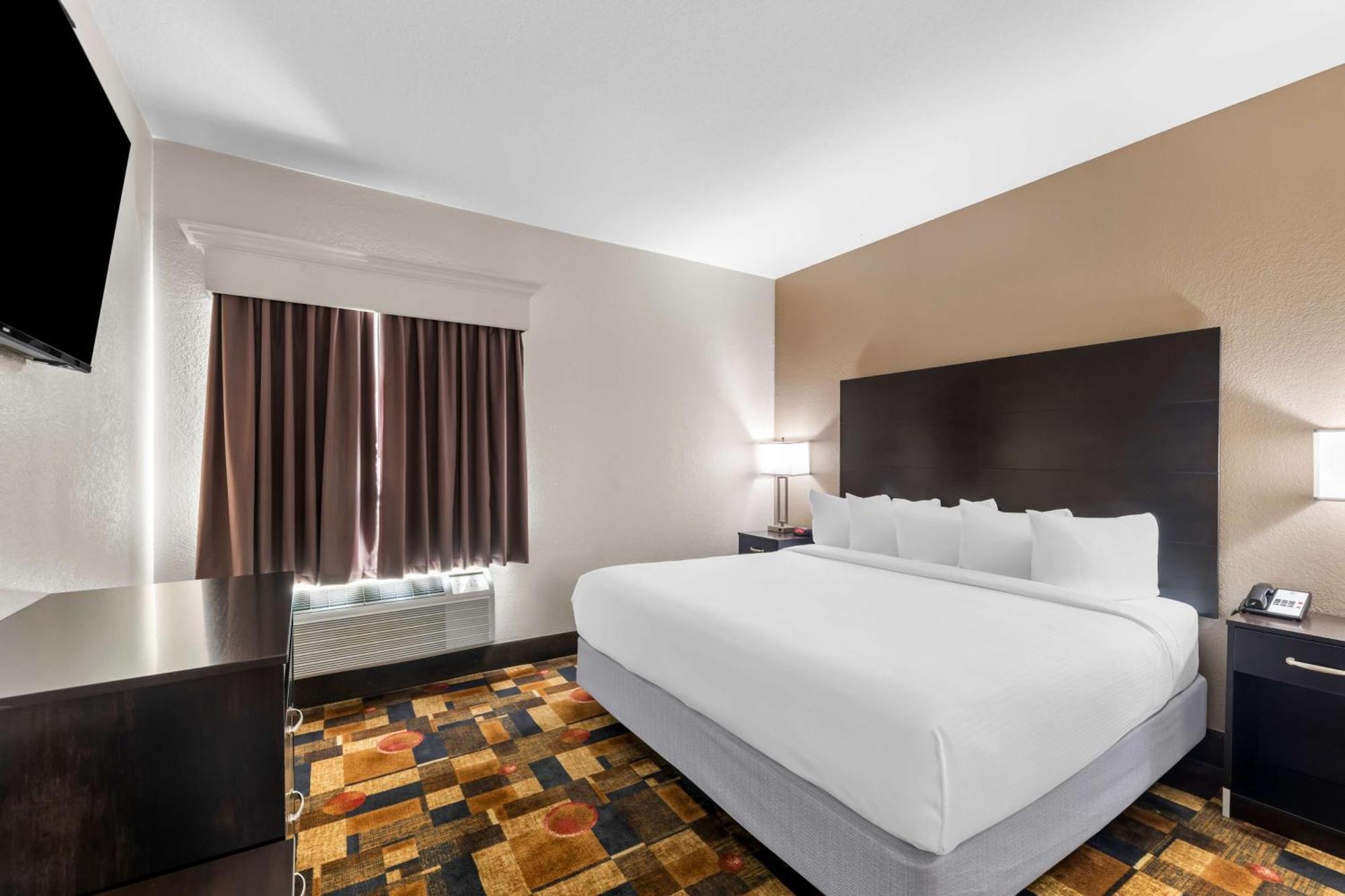 Express Inn&suites Hotel