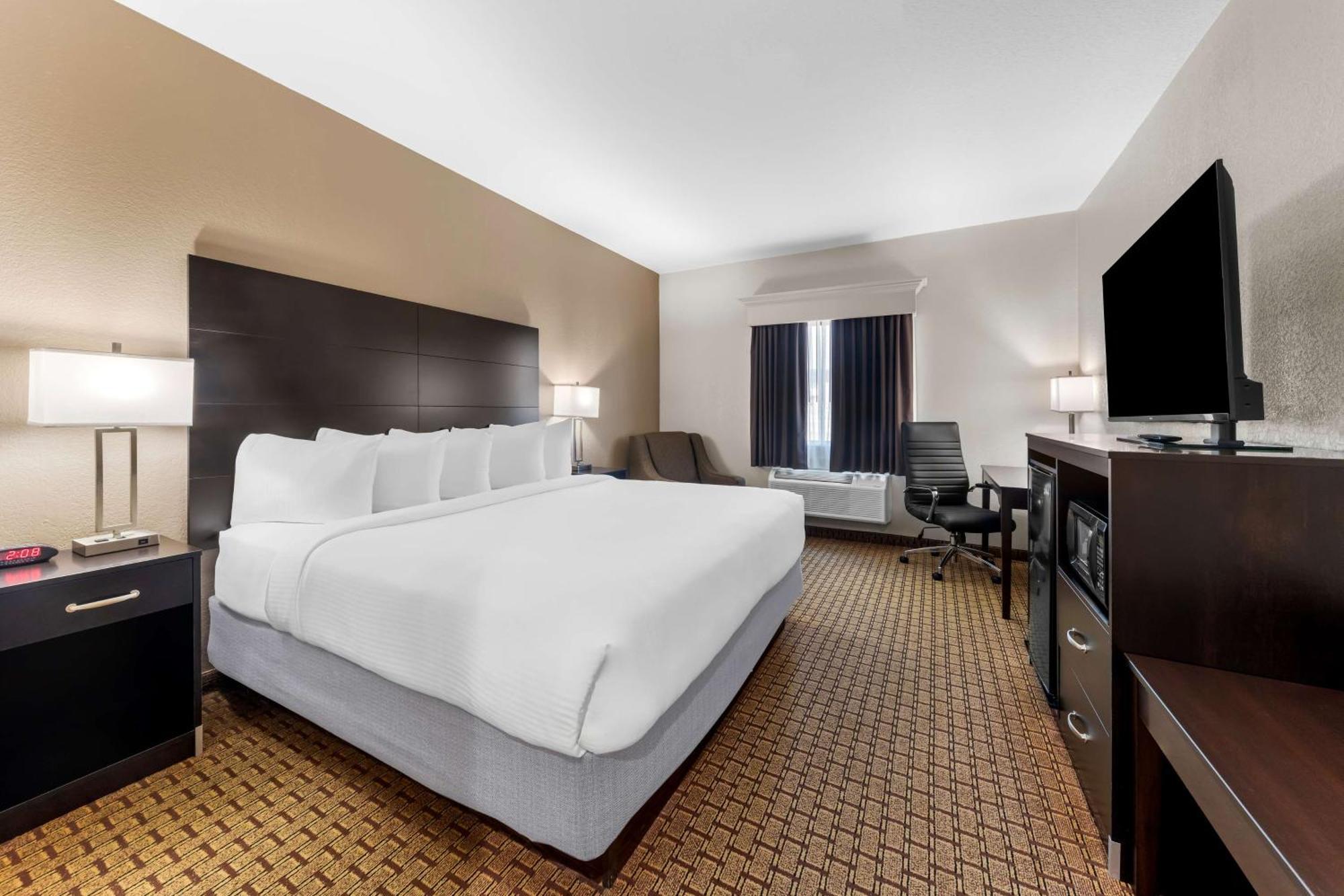Express Inn&suites Hotel